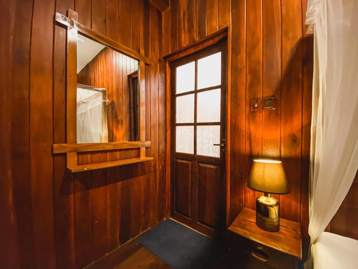 Hotel Levon Ella Eksteriør billede