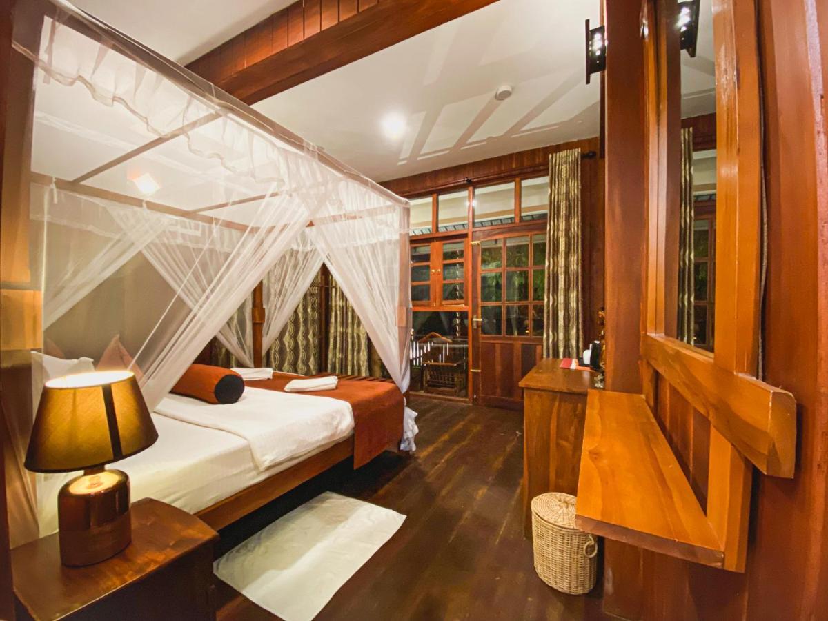 Hotel Levon Ella Eksteriør billede